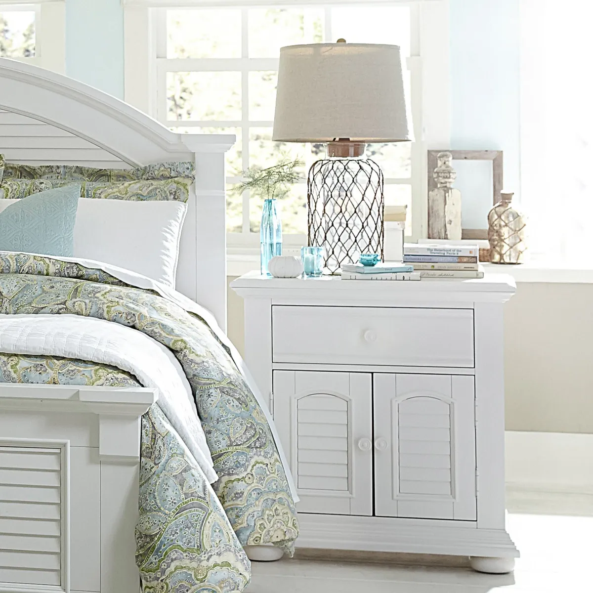 | Summer House I Nightstand | Oyster White