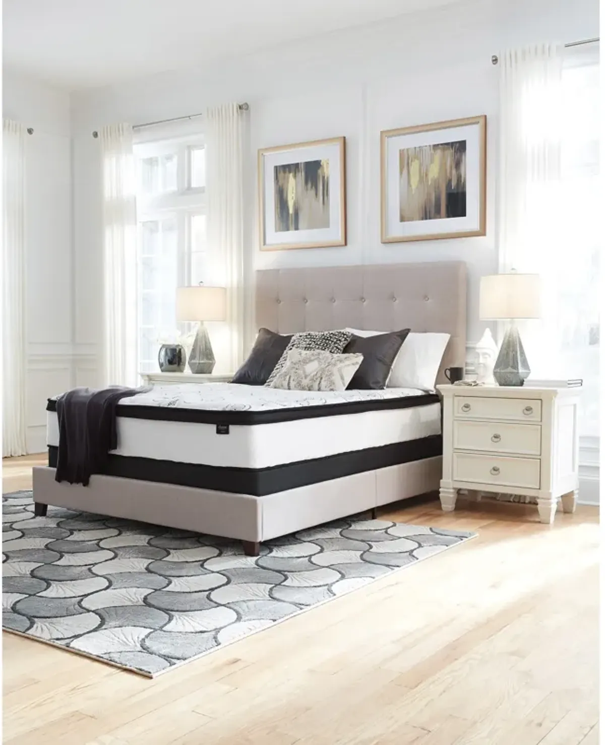 Ashley Chime 12 Inch Hybrid Mattress