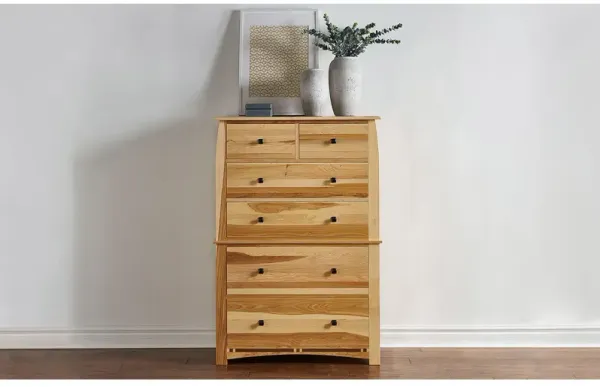 A America Adamstown Chest