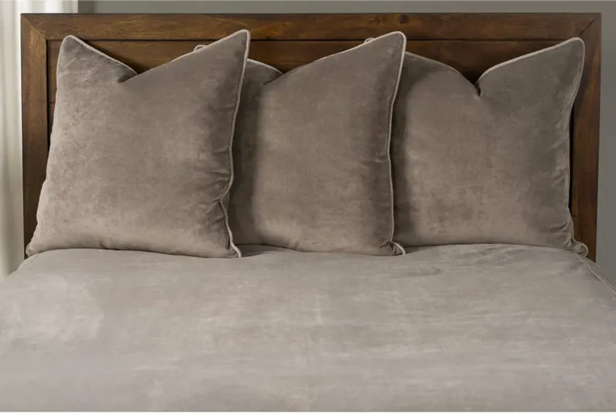 Padma Pillow Set