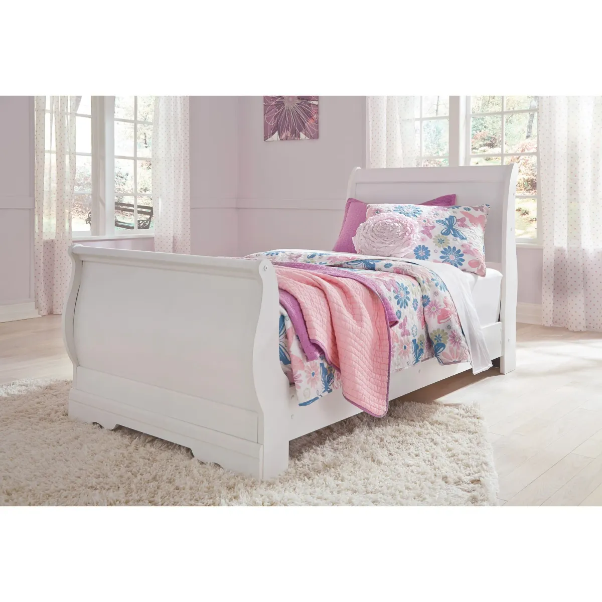 Anarasia Sleigh Bed