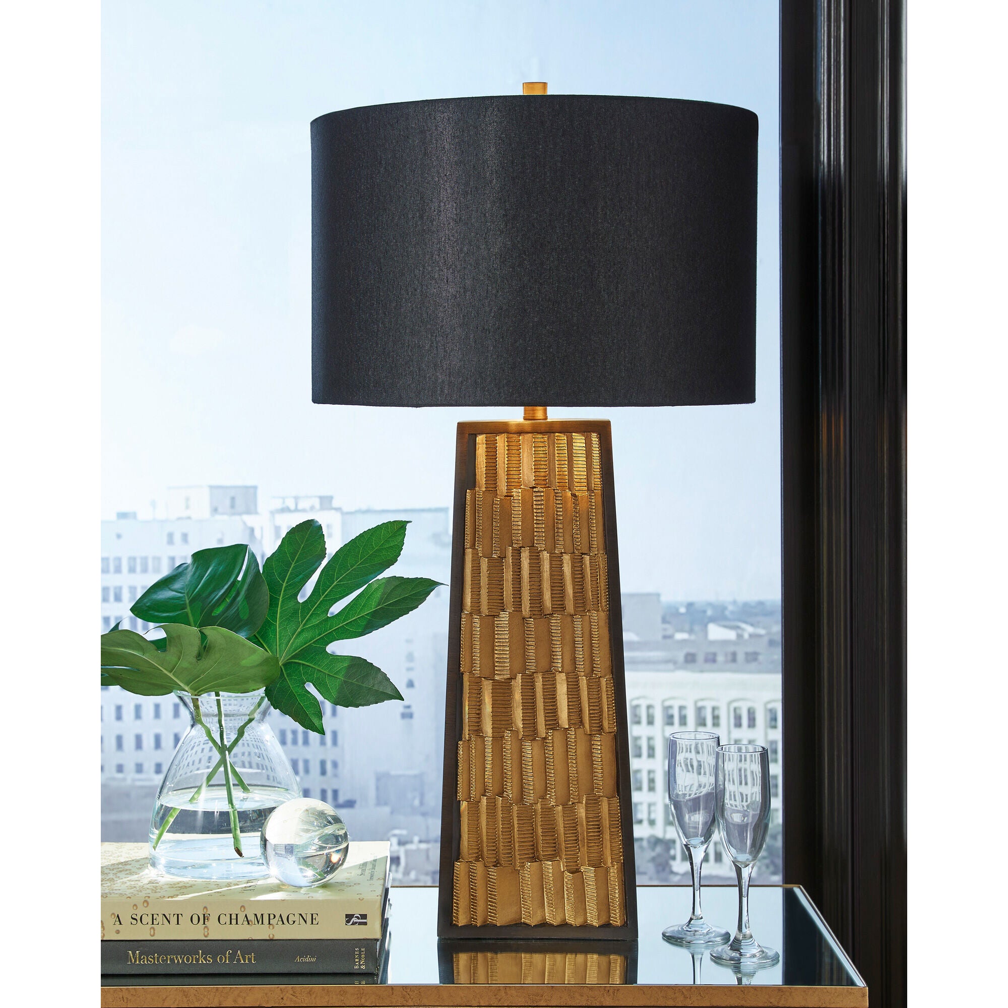 Ashley Furniture | Dairson Table Lamp | Black