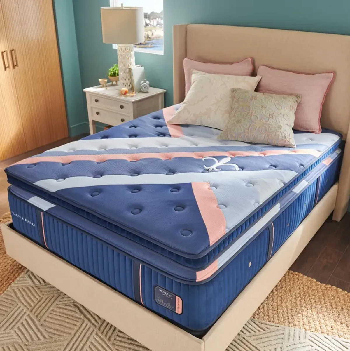 Stearns & Foster | Queen Stearns and Foster Reserve Duet Mattress | Blue