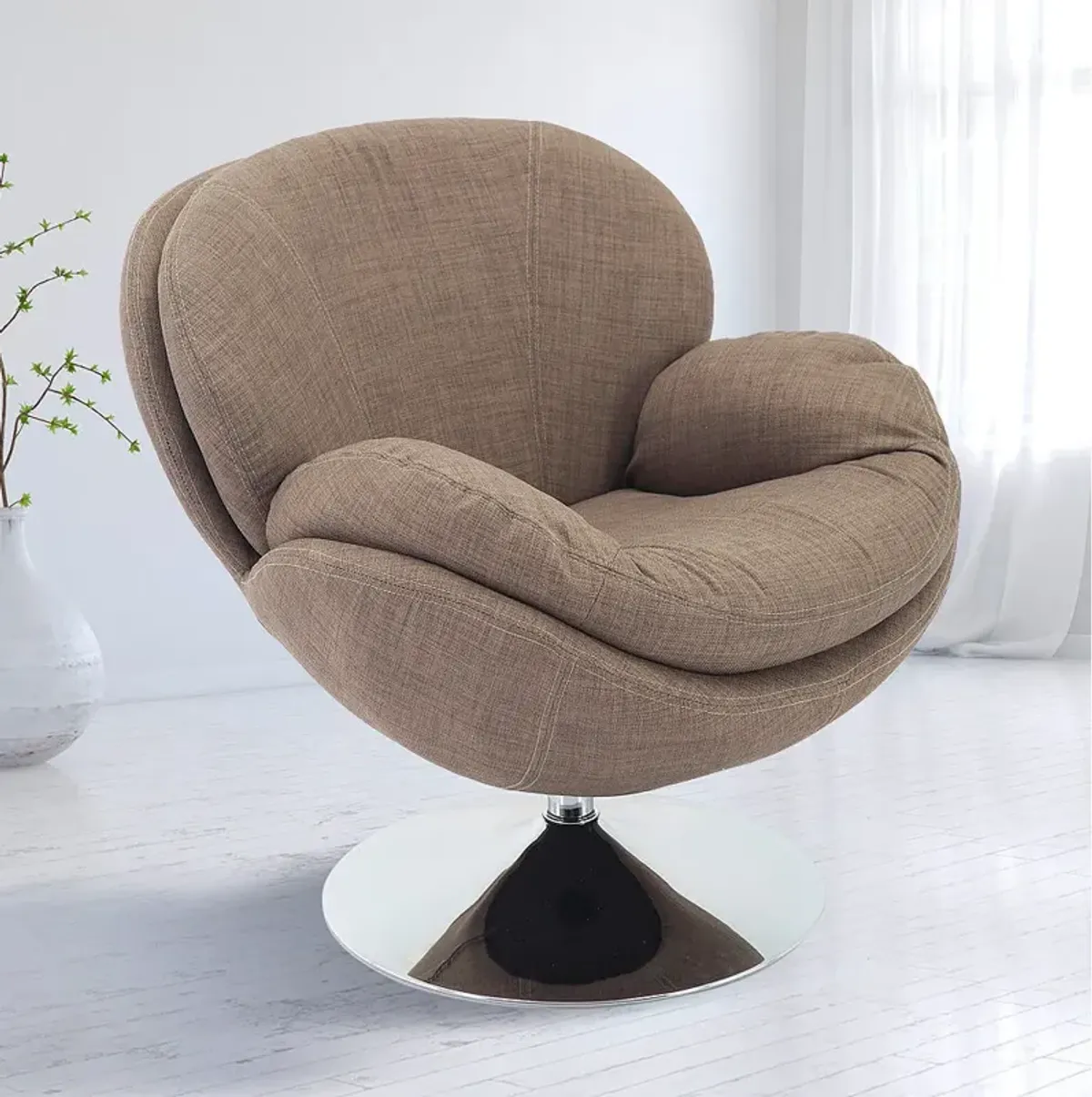 Scoop Strand Leisure Swivel Chair