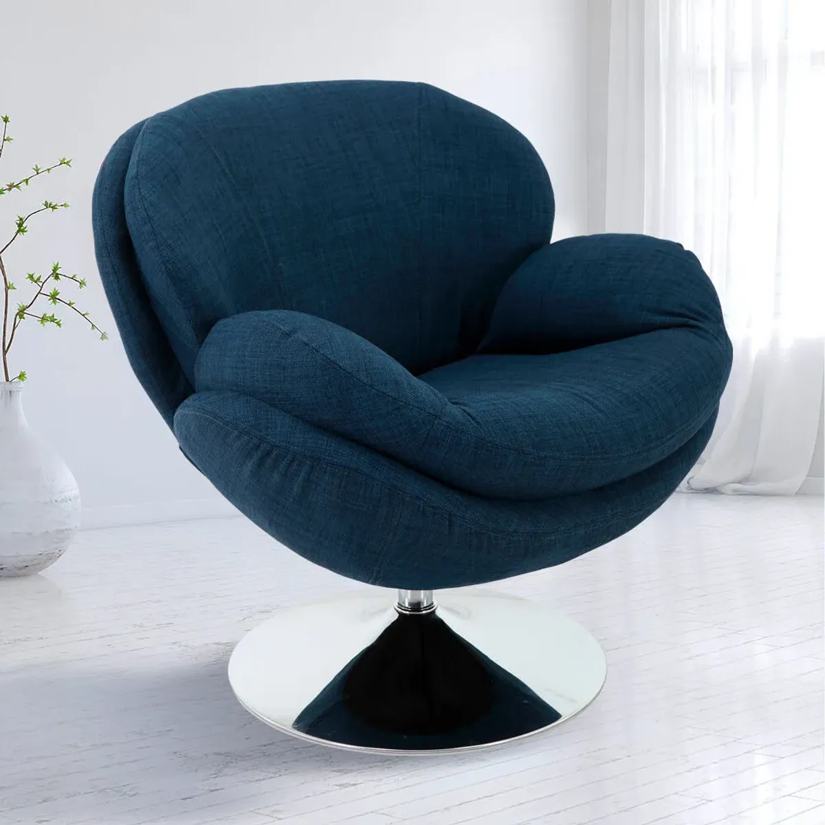 Scoop Strand Leisure Swivel Chair