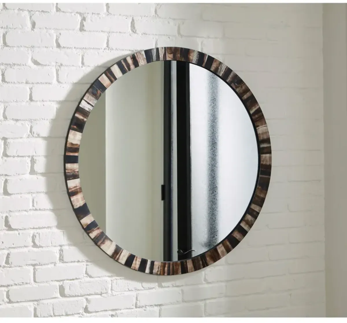 Ashley Furniture | Ellford Accent Mirror | Black