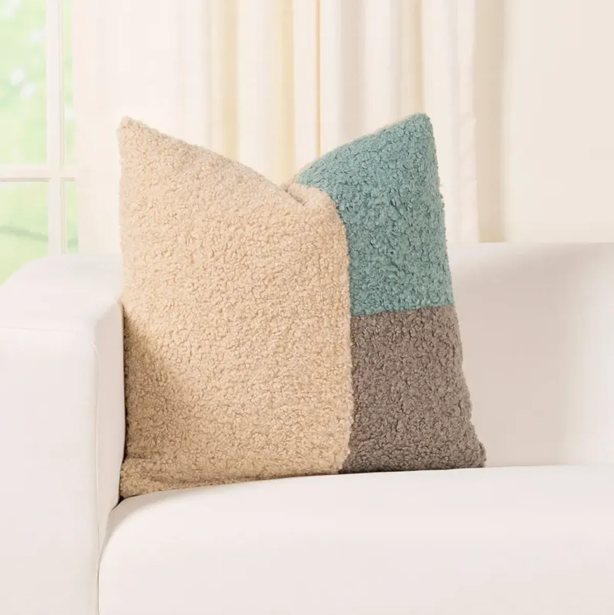 SIS Enterprises Tiffany 3 Patch Boucle Pillow