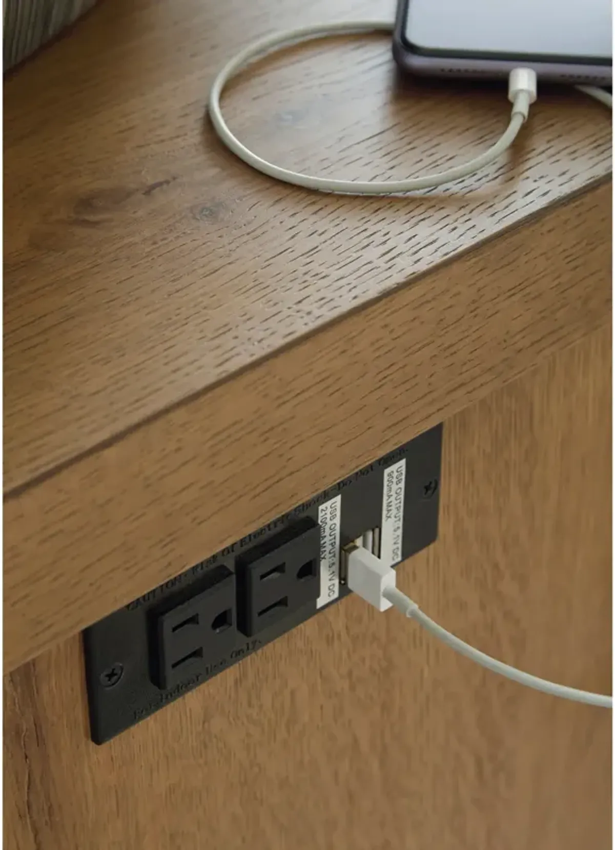 Ashley Furniture Brinstead Chairside End Table