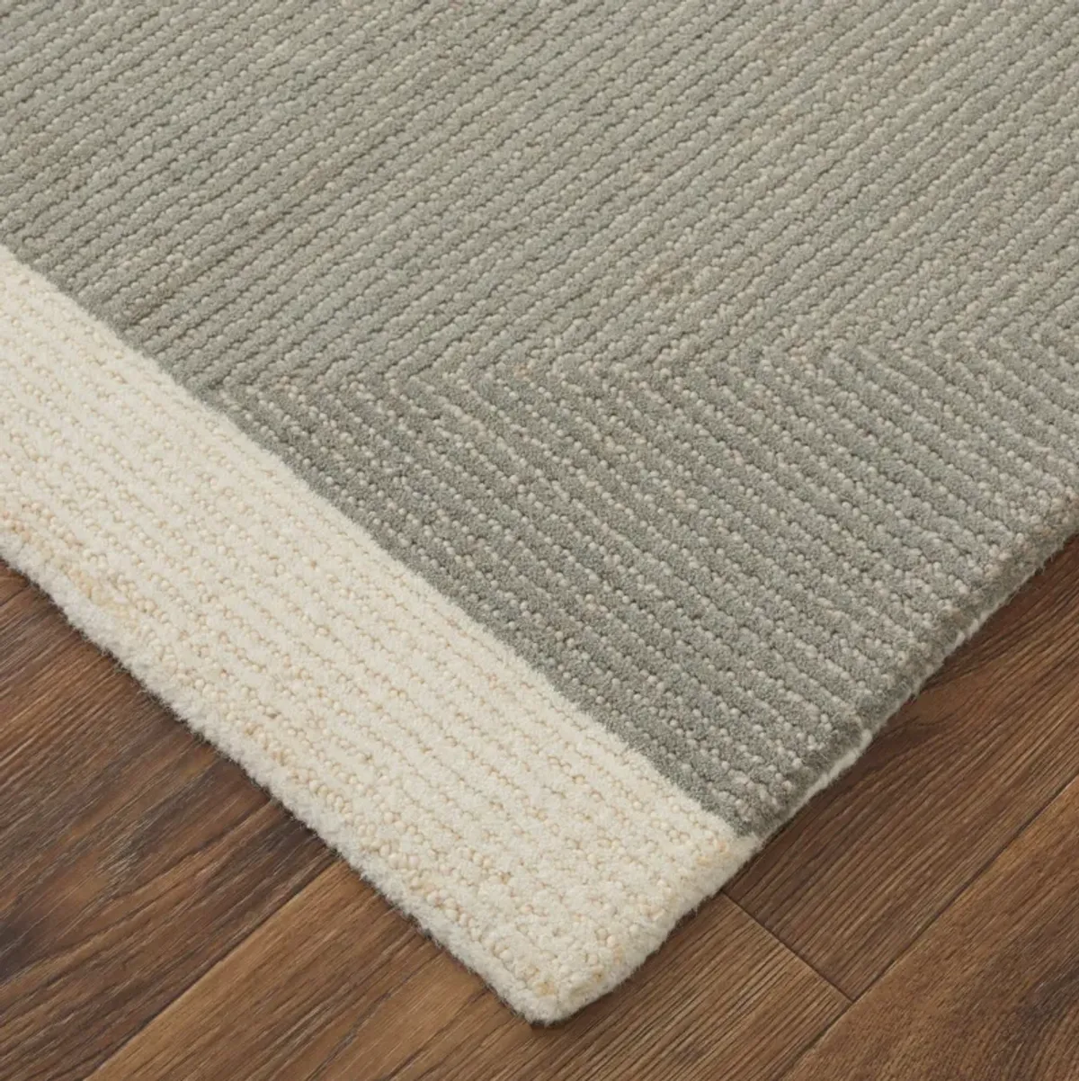 | Maguire 8904 | Gray 4'x6' Rugs