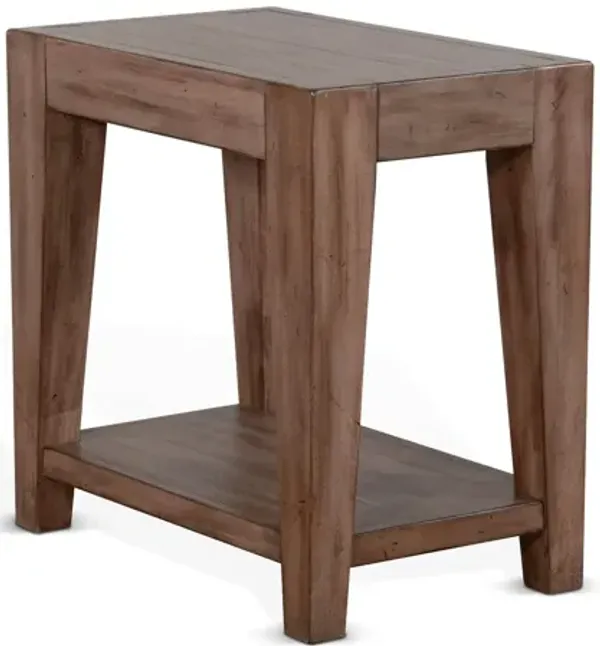 Sunny Designs Doe Valley Chairside Table