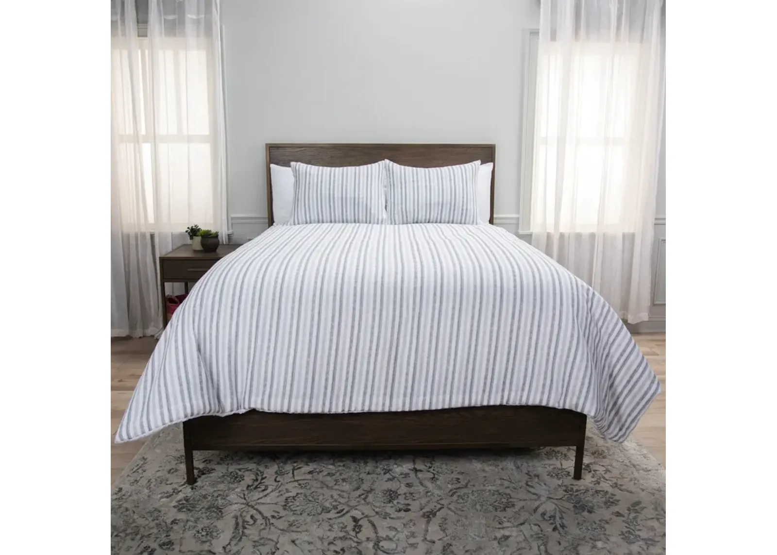 Blackberry Grove Comforter and Shams