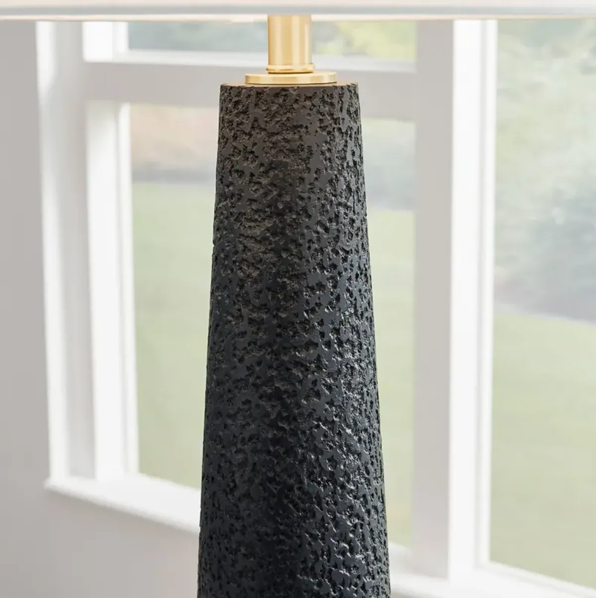 Ashley Furniture Hallburg Floor Lamp