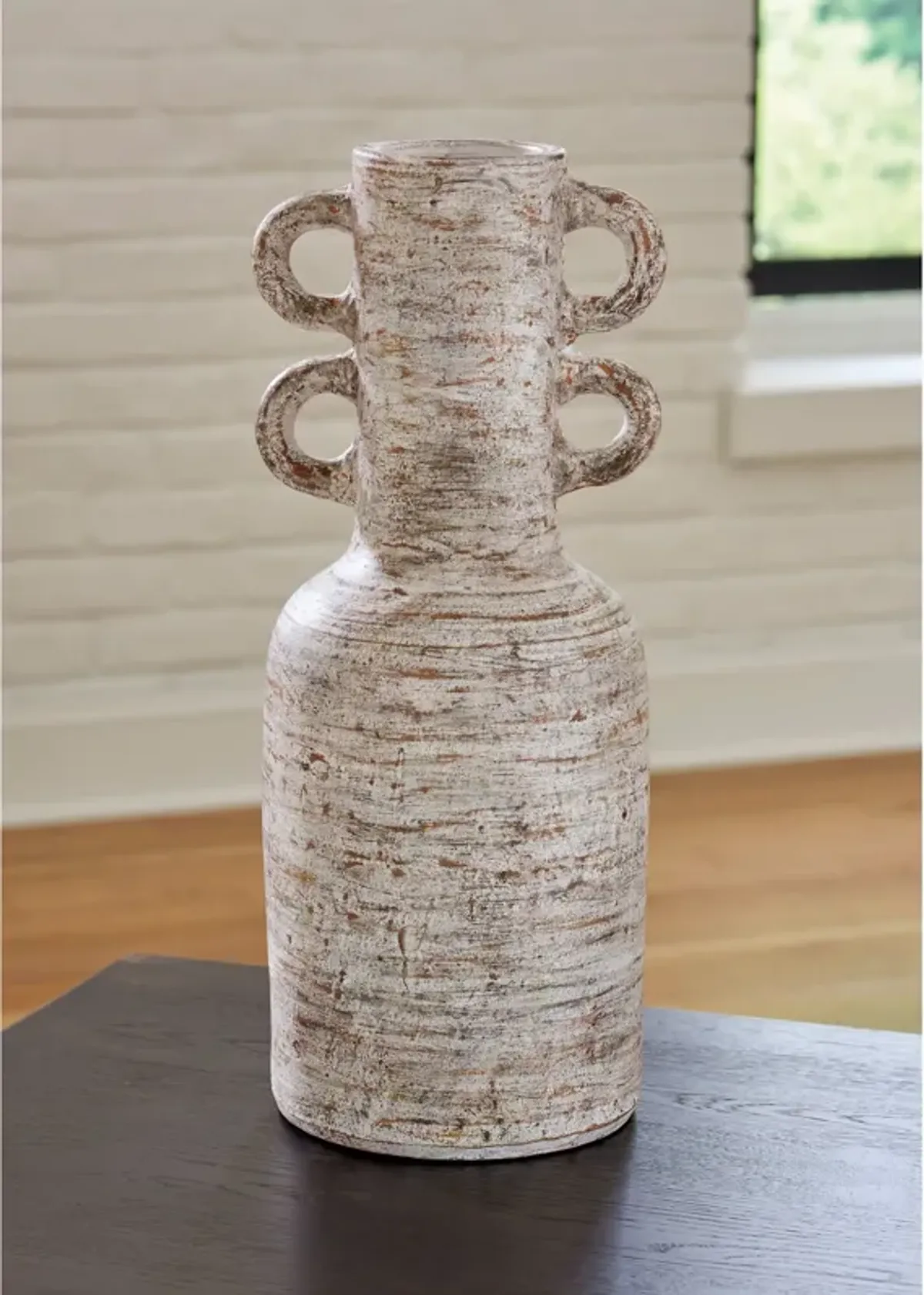 Ashley Furniture Wellbridge Vase