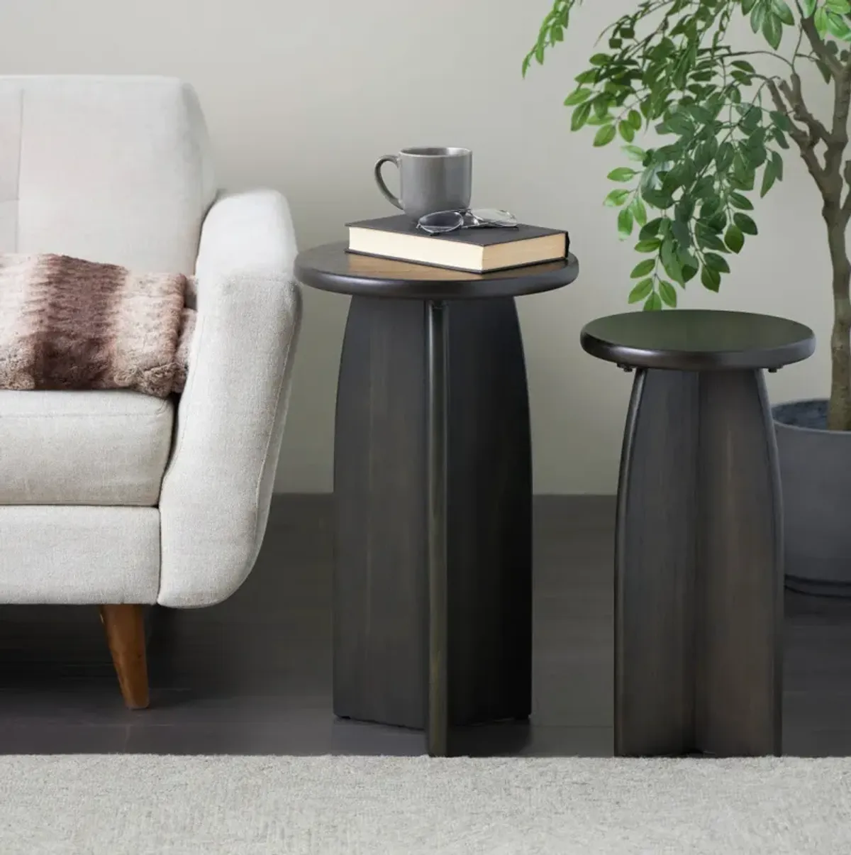 Elin Set of 2 Accent Tables