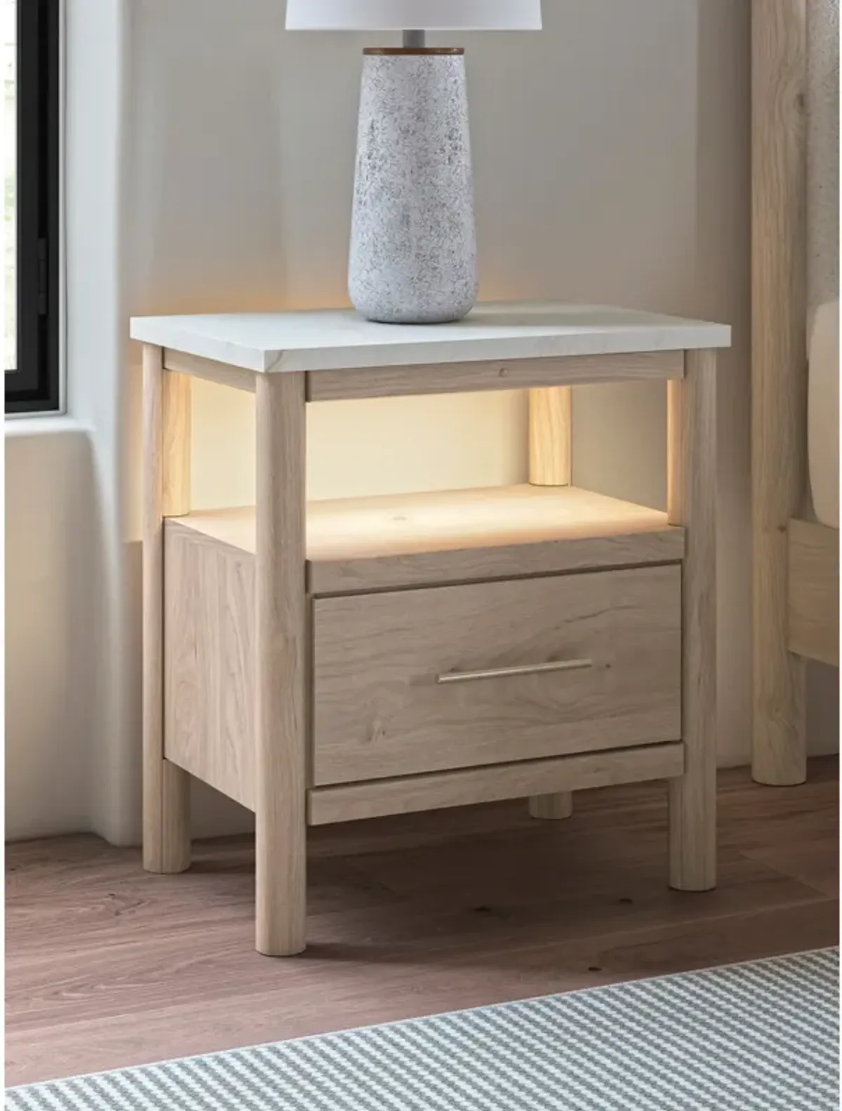 Cadmori Nightstand