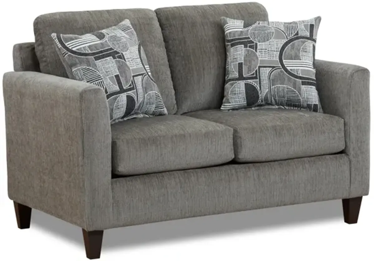 Kyla Loveseat