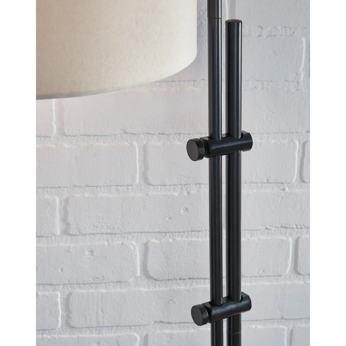 Ashley Furniture Baronvale Floor Lamp