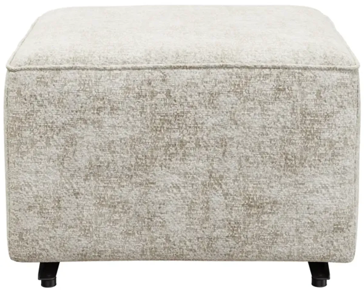 Best Home Furnishings Kacey Glider Ottoman