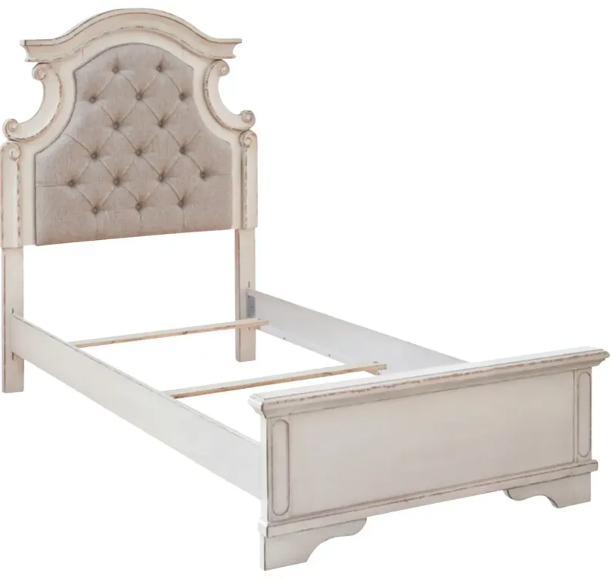 Ashley Furniture Realyn Bed