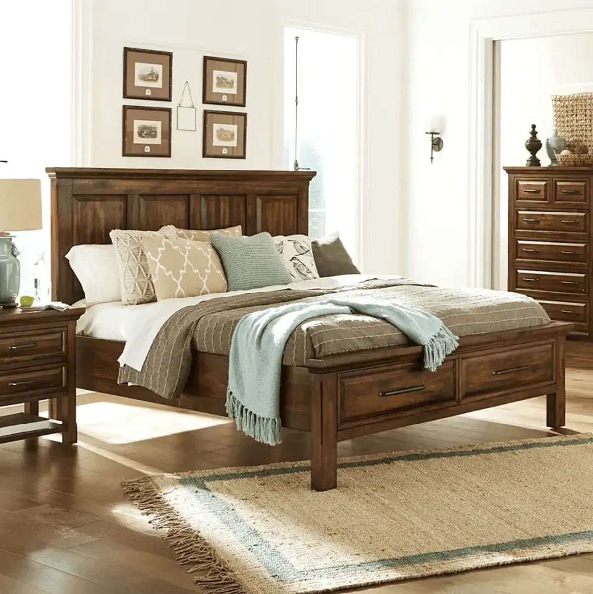 Hill Crest Panel Storage Bed - QUEEN