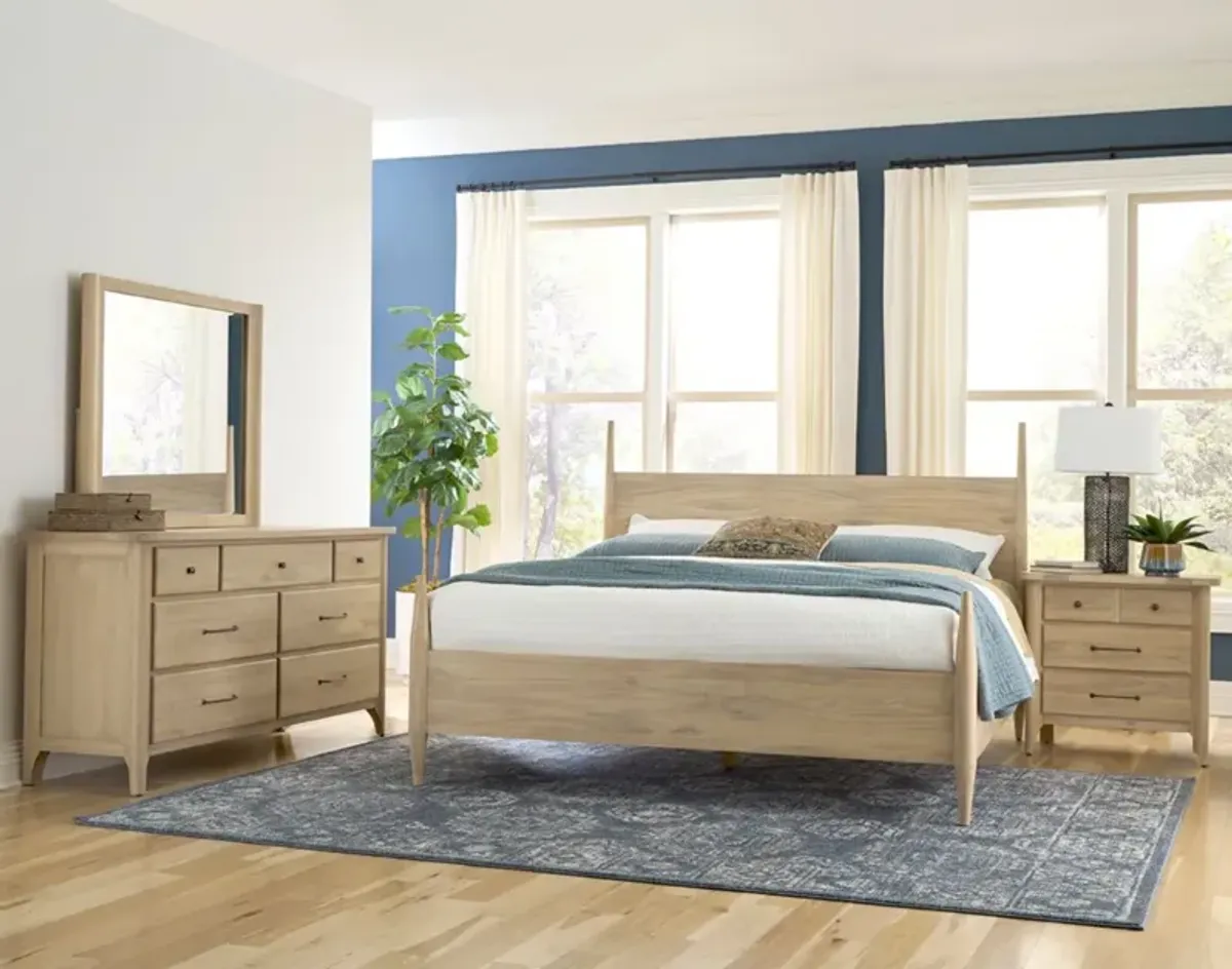 Aria Queen Poster Bed