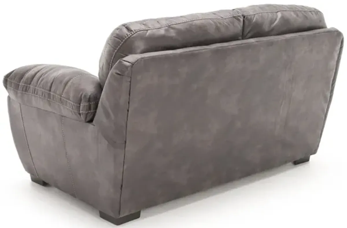 Grant Loveseat