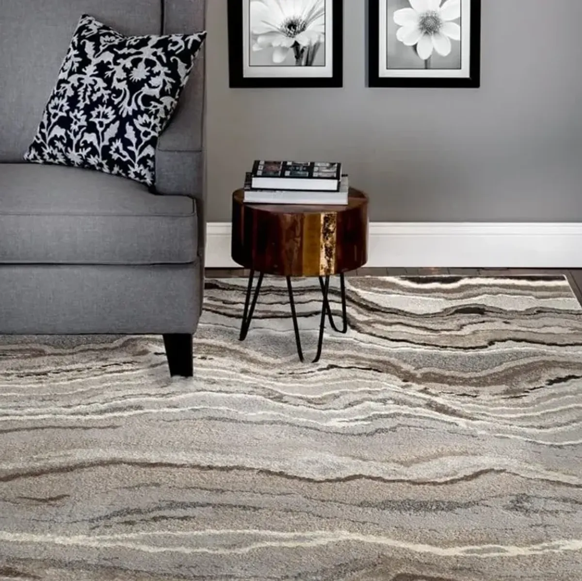 Structures Grey/Tan Wave Torrent Area Rug 7'10"W x 9'10"L