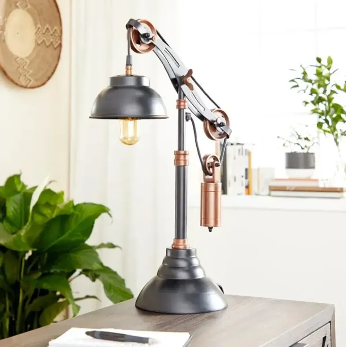 Metal Pully Table Lamp 24"H