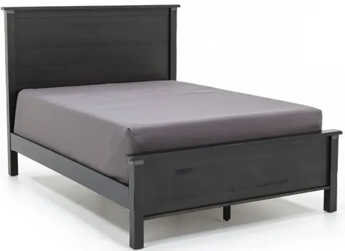 Daniel's Amish Wildwood King Panel Bed