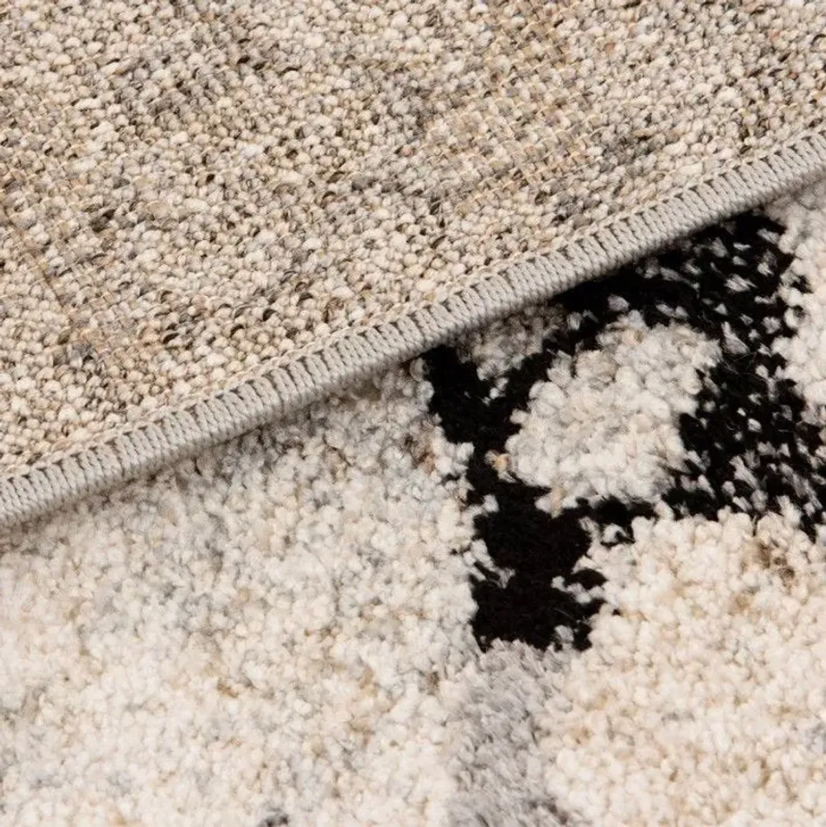 Rainier Tan/Grey Shatter Area Rug 7'10"W x 9'10"L