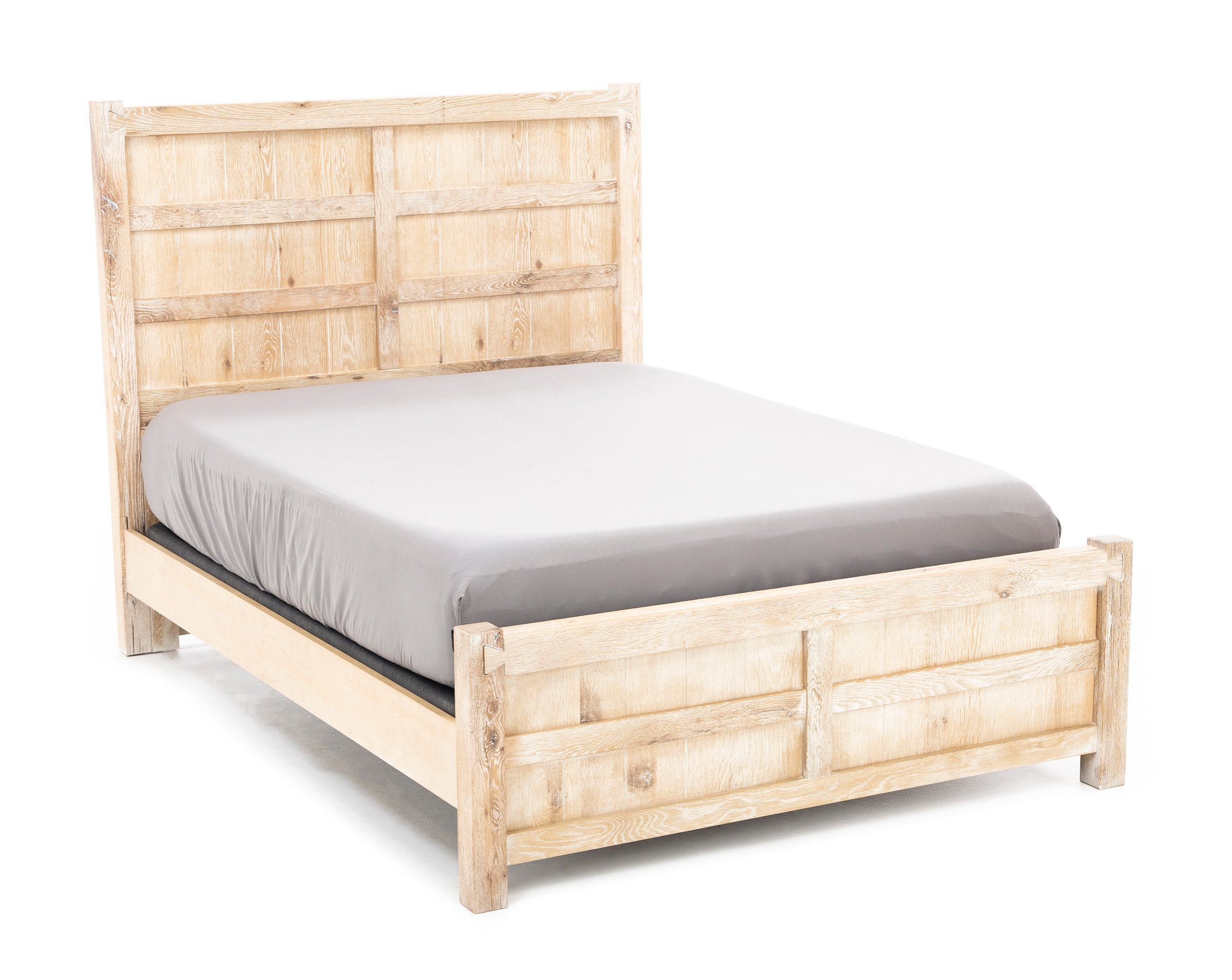 Dovetail - Board & Batten Bed