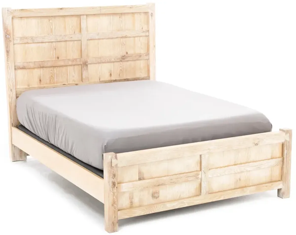 Dovetail Queen Board & Batten Bed