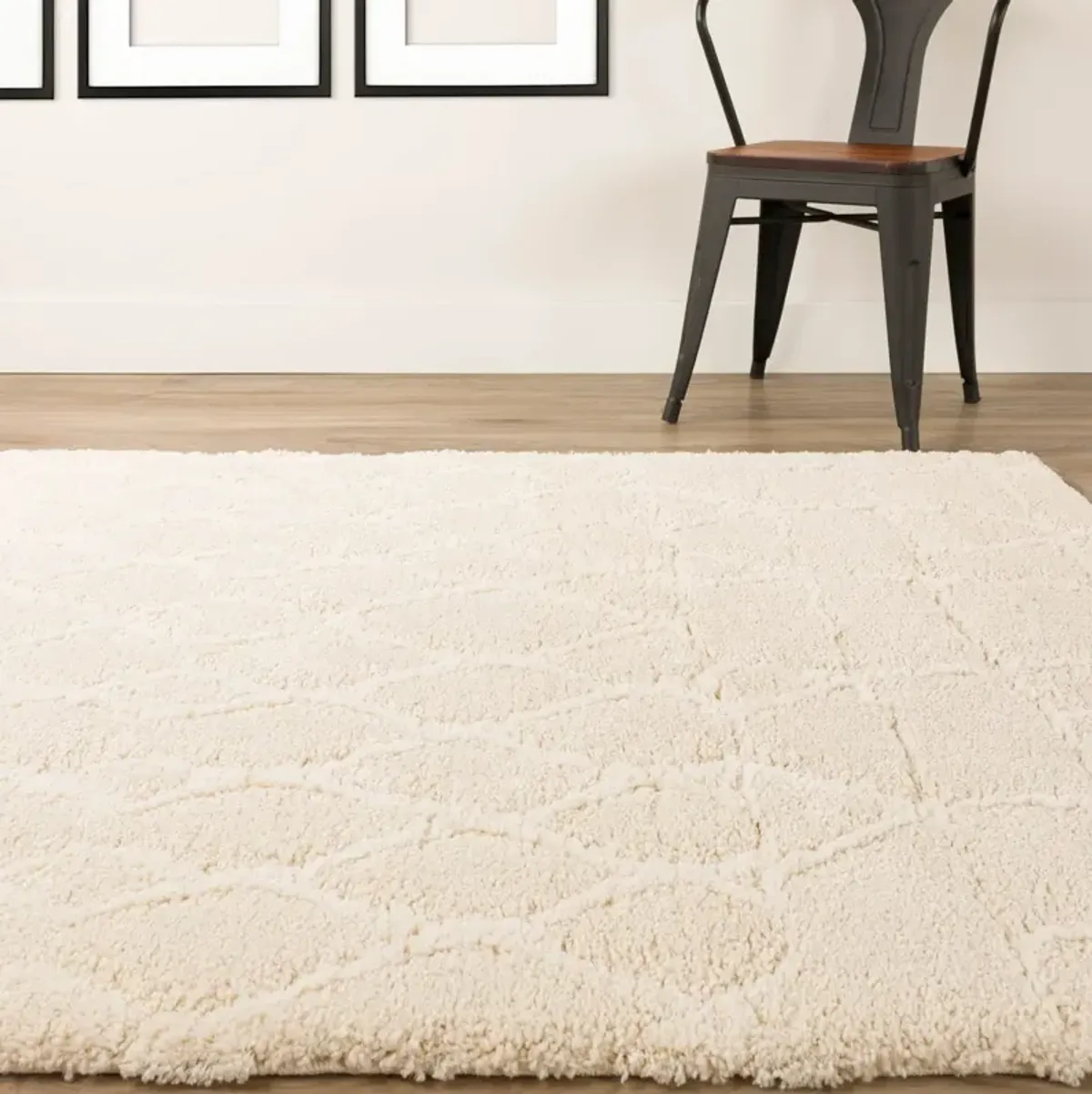 Marquee Ivory Area Rug 8'W x 10'L