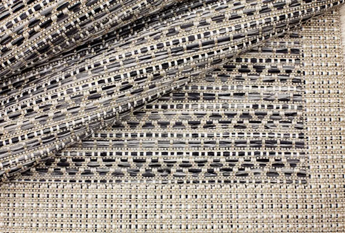 North Shore Pebble 7'10"X 10' Patio Area Rug