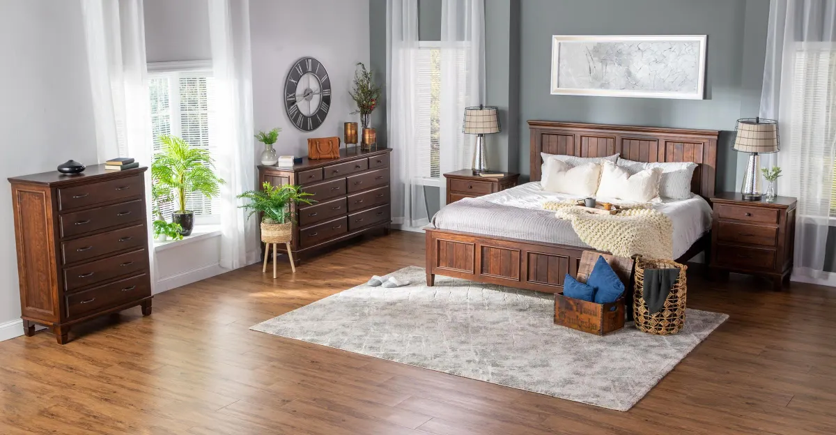 Blue Ridge Queen Panel Bed