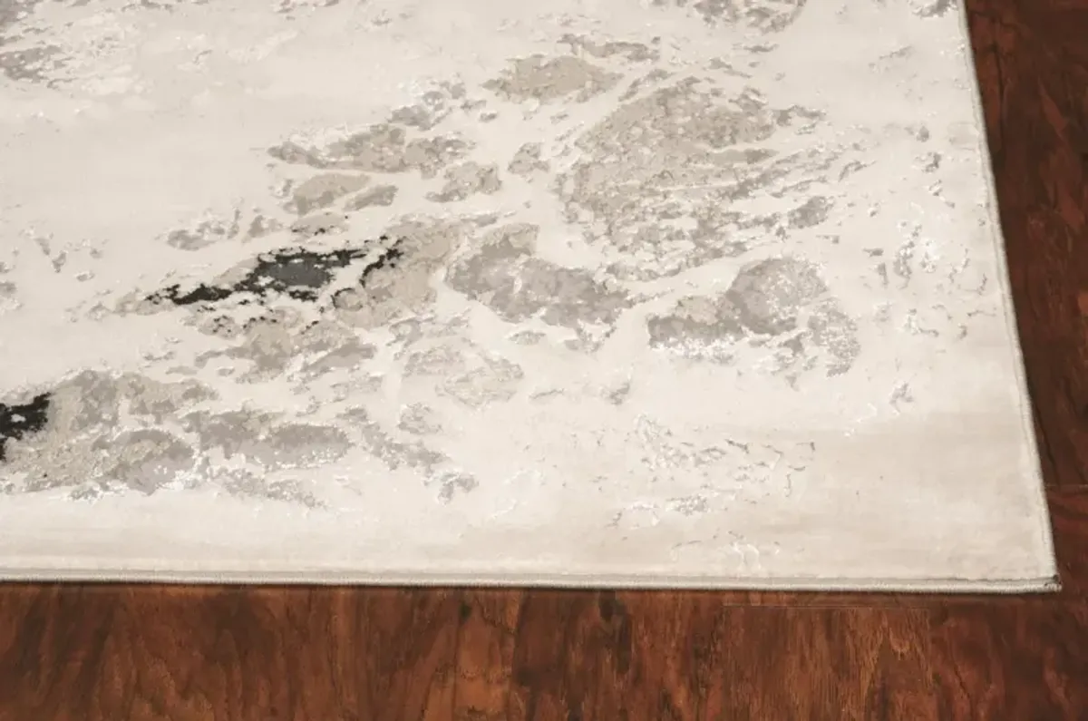 Luna Silver Area Rug 5'3"W x 7'7"L