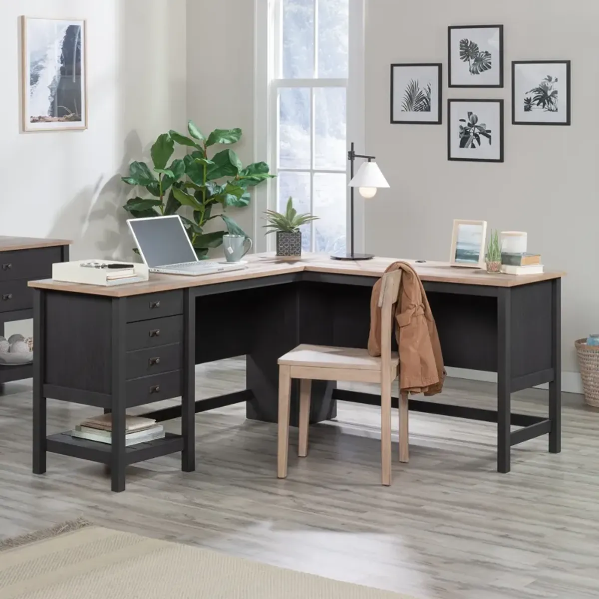 Raven Oak L-Desk