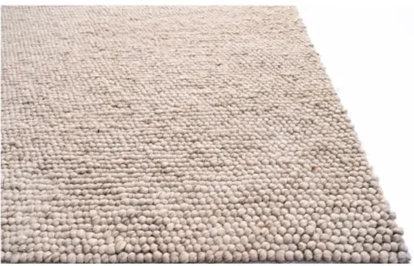 Pave Ivory/Beige Area Rug 5'W x 7'6"L