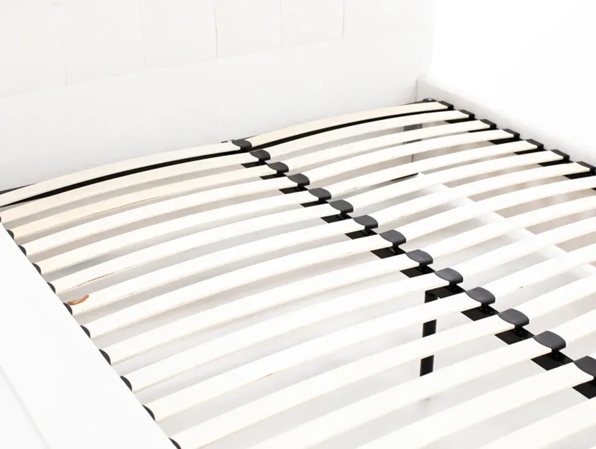 Abby Full Upholstered Storage Bed in Merit Snow