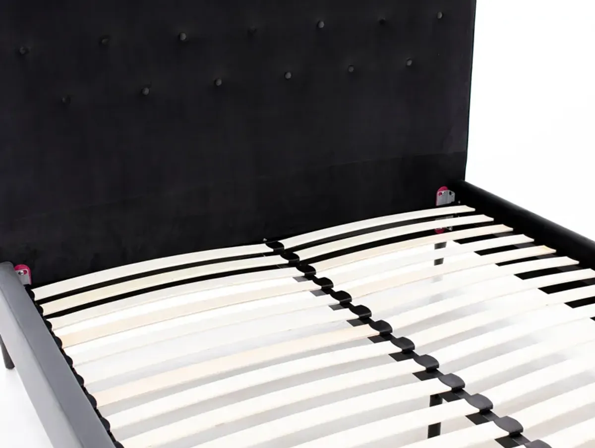 Luxe 70" King Upholstered Bed In Royale Gunmetal