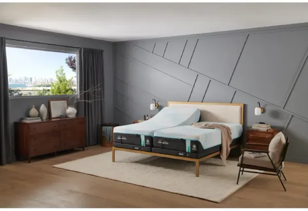 TEMPUR-PRObreeze 2.0 Medium Hybrid Queen Mattress