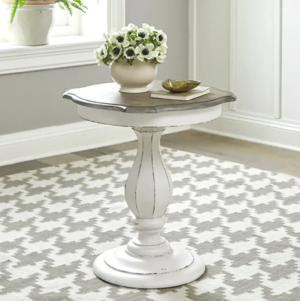 Magnolia Manor Round Accent Table