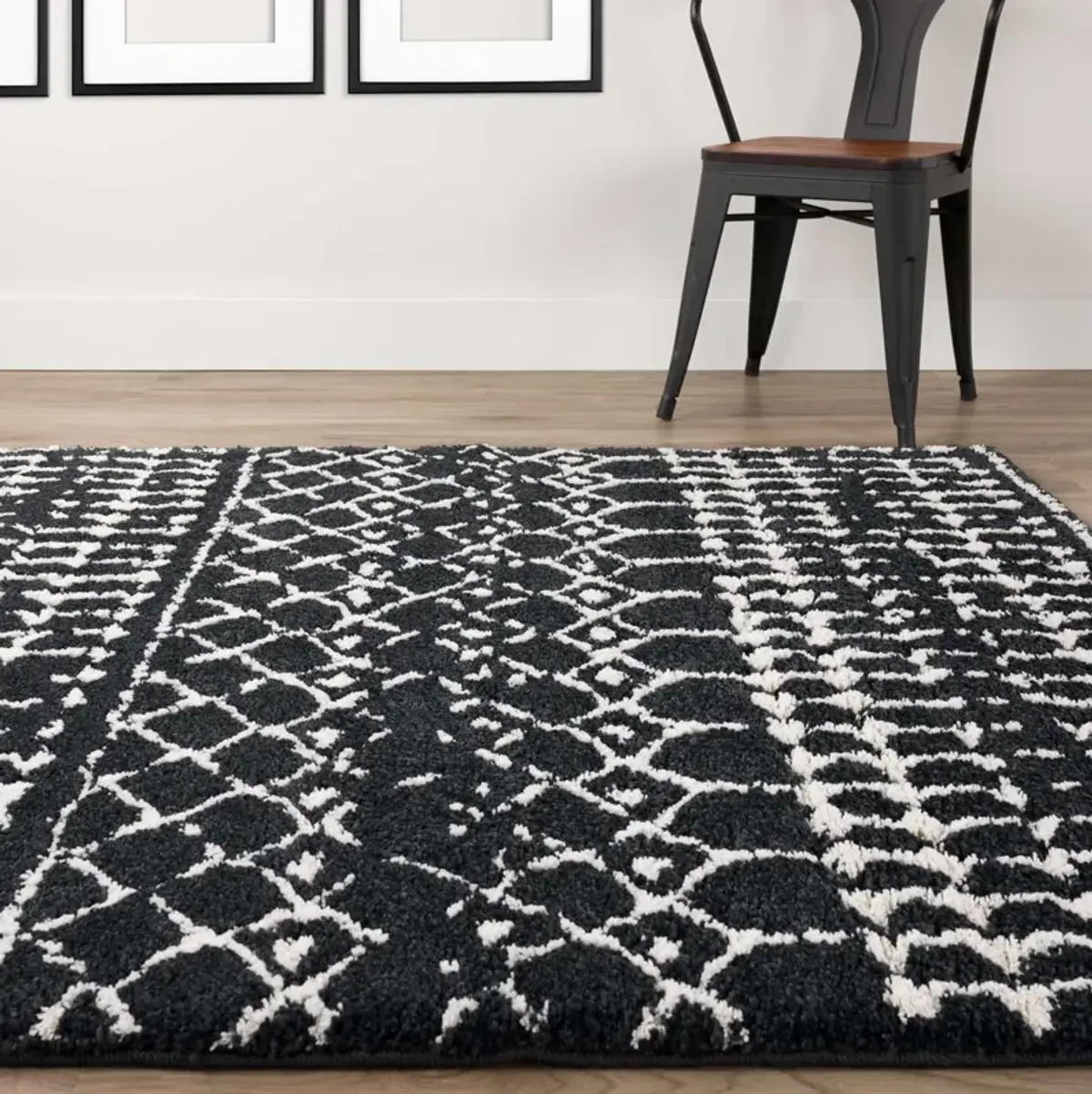 Marquee Midnight/Ivory Area Rug 9'10"W x 13'2"L