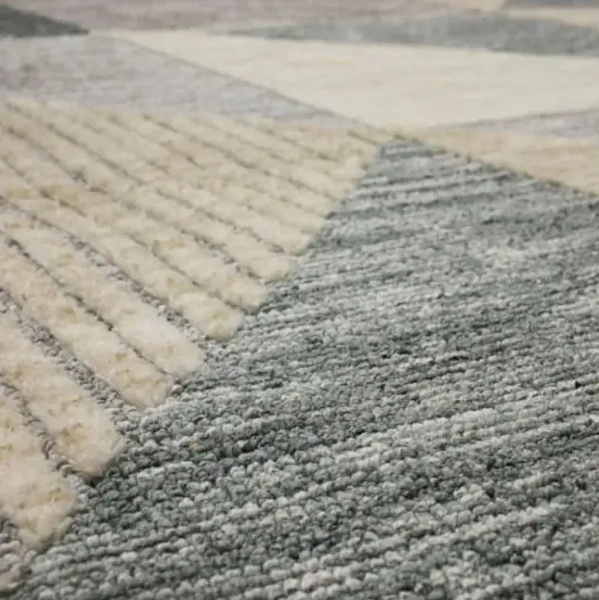 Bowen Tan Area Rug 5'3"W x 7'10"L