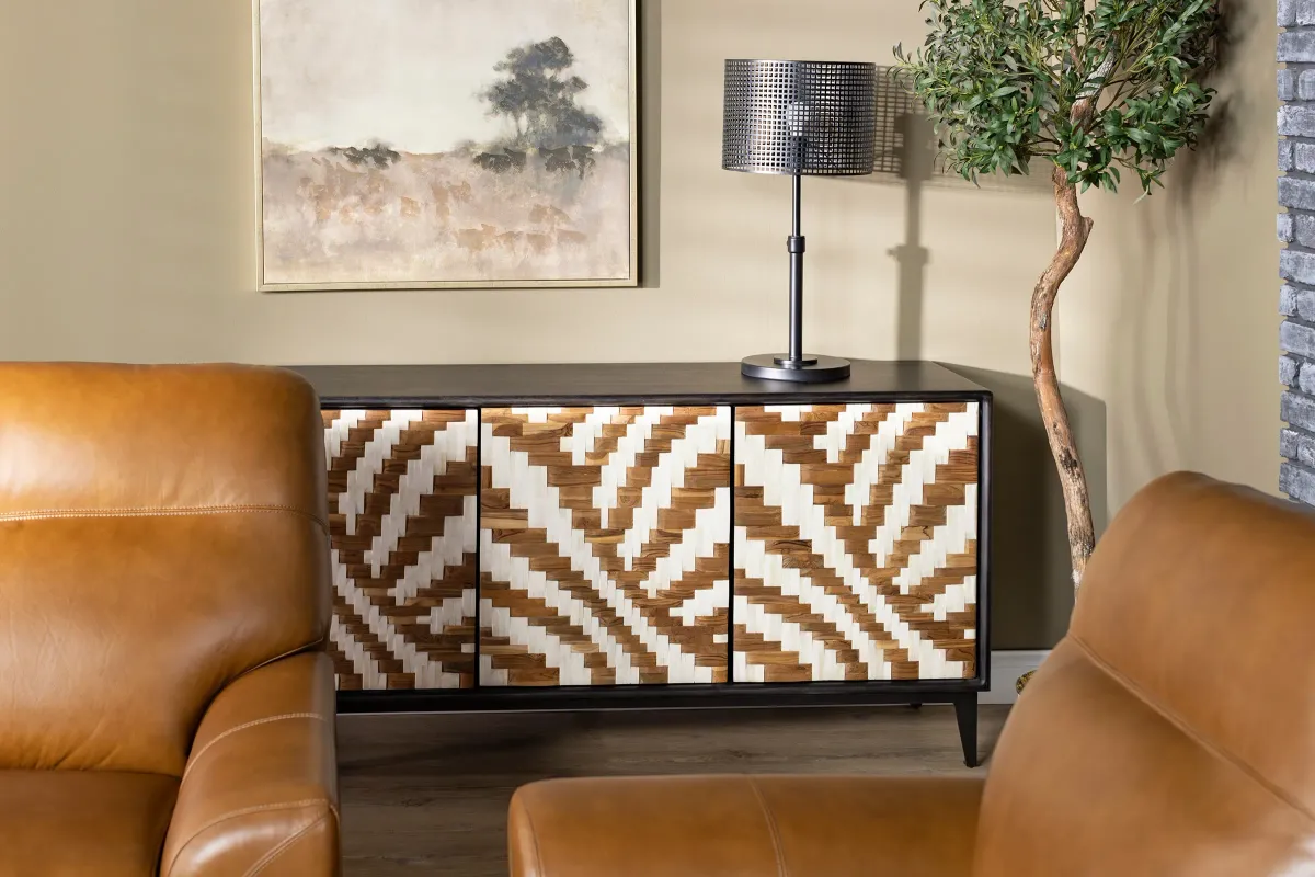 Grand Luxe Victoria Credenza