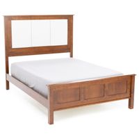 Daniel's Amish Manchester King Upholstered Three Panel Bed