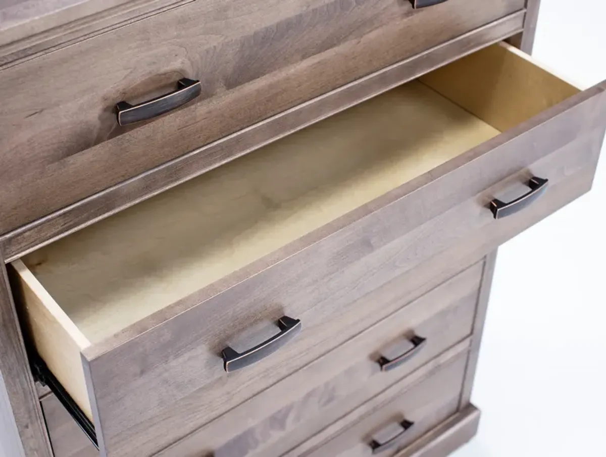 Daniel's Amish Elegance Chest