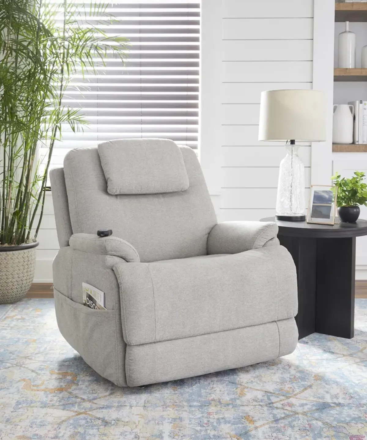 Zecliner Petite Fully Loaded Sleep Recliner