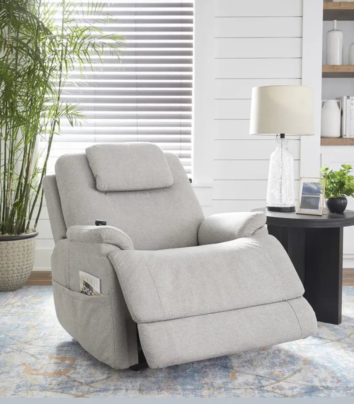 Zecliner Petite Fully Loaded Sleep Recliner