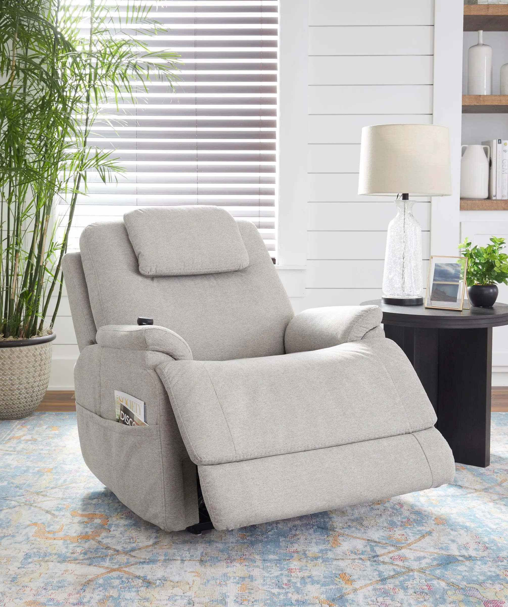 Zecliner Petite Fully Loaded Sleep Lift Chair